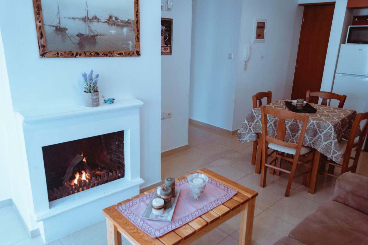 Sun βy τhe Sea 100m From The Beach Apartment Agia Pelagia (Crete)