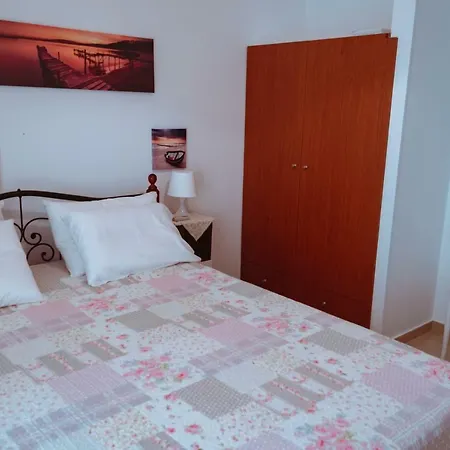 Sun Βy Τhe Sea 100M From The Beach Apartment Agia Pelagia  Exterior photo