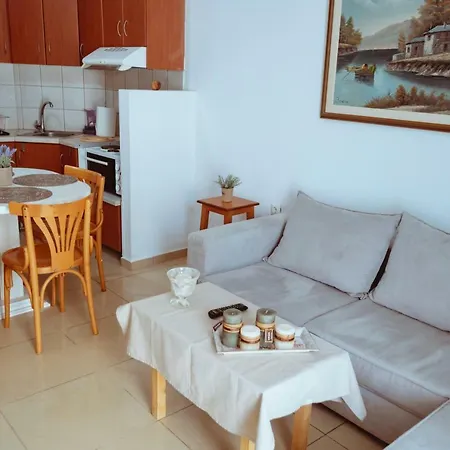 Sun Βy Τhe Sea 100M From The Beach Apartment Agia Pelagia  Exterior photo